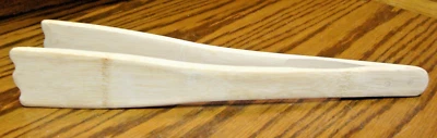 Pampered Chef Heavy Wooden Tongs 13.5" Serving Utensil~Kitchen~Dining/Bar    AA3 - Image 1 of 3