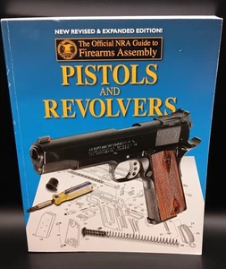 Pistols and Revolvers - Official NRA Guide to Firearms 2007 - Bild 1 von 12