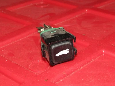 Chevrolet Malibu 1999-2004 OEM maletero liberación pop interruptor 99 00 01 02 03 04 Foto 1 de 2