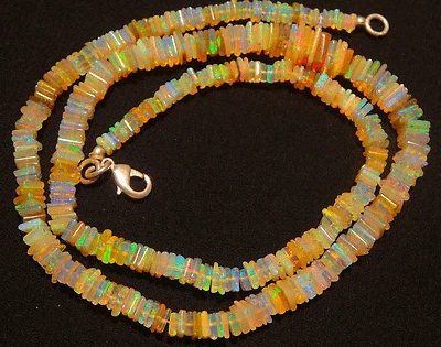 81.CT 18"ULTIMATE QUALITY ETHIOPIAN OPAL SQUARE CHIPS BEADS NECKLACE.3.5- 8.5 MM - Image 1 of 4