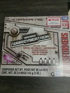 TRANSFORMERS war for cybertron Netflix spoiler box brand new sealed!! - Picture 1 of 4