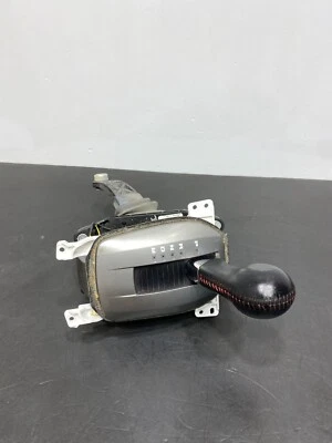 Chevrolet Camaro ZL1 2014 OEM conjunto de palanca de cambios automática puntada roja usado Foto 1 de 4