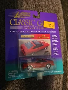 Johnny Lightning Classic Gold COLLECTION 1979 Chevy Corvette Red #15  - Picture 1 of 3