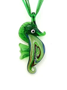Lampwork Art Glass Sea Horse Pendant/Ornament, 2.4" H x 1.2" W w/Silk Cord - Bild 1 von 1