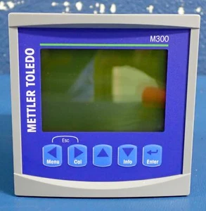METTLER TOLEDO M300 1-Channel ISM Multiparameter Sensor Transmitter 52121354 - Picture 1 of 9