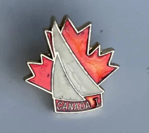 Velero Canadá Hoja de Arce I Rojo Blanco Esmalte Navegación Carrera Sombrero Solapa Pin - Imagen 1 de 12