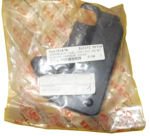 Coperchio cablaggio destro Ducati SS 1991/97 e 900FE 98 cod. originale 24610481B - Imagen 1 de 3