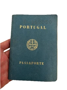 Vintage Portugal Portuguese Man’s Passport 1972 - Picture 1 of 6