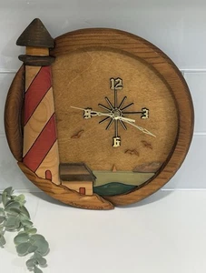 Vintage Holz Leuchtturm Uhr Barbara Denis Sorenson Wandskulptur Ozean Küste - Bild 1 von 10