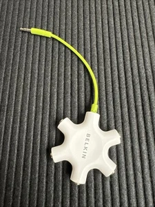 Belkin Rockstar 5-way Headphone Audio Splitter White/Green - Picture 1 of 6