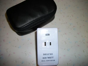 Vanson Auto Adjust Smart Dual Converter Travel Set 1650 watt - Picture 1 of 2