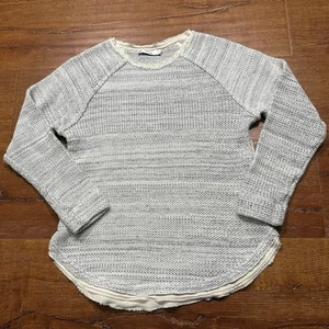Vince Knit Sweater Womens XS Gray Pullover Sweatshirt Crochet Cozy Comfort Chic - Picture 1 of 14
