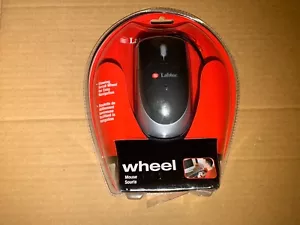 Nuevo/Sellado Empaquetado Labtec Estándar con Cable Negro/Plateado Rueda Mouse PS/2 - Imagen 1 de 3