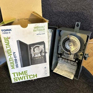 TORK 1109A-O 120-277V 40A Multi-Volt Mechanical Lighting Switch Timer - Picture 1 of 12