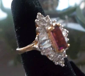 Park Lane Vault SPECIAL RING - Gold w/ Lavender Purple CZ - Size 5 - Beautiful! - Picture 1 of 2