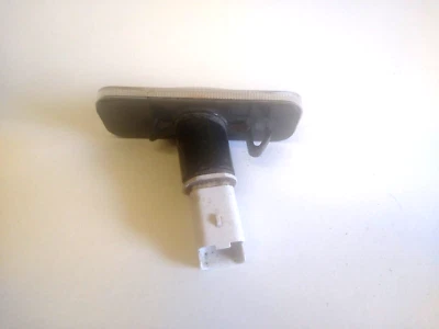 OPEL OMEGA 2001 R-H FRONT WING REPEATER LAMP 09231167 - Image 1 of 4