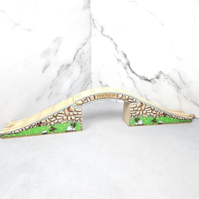 Thomas Wooden Railway Maron Stone Bridge 2003 lote x 3 vintage Foto 1 de 4