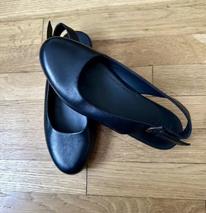 Zapato FitFlop negro con cordones cómodos planos para mujer talla 7 elegante para todos los días - Imagen 1 de 7