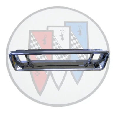 Bisel de lámpara trasera cromado Buick Riviera 1963-1964. OEM #5953881 Foto 1 de 4