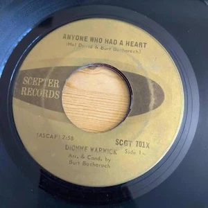 Dionne Warwick - Anyone who had a Heart/Walk on By SCGT 701X 45rpm VG R37 - Picture 1 of 2