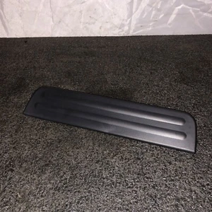 NUEVO Genuino Nissan Versa Scuff Placa Trasera Exterior Izquierda LH 769B3-EL00A - Imagen 1 de 2