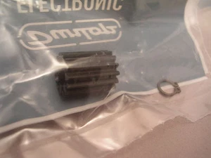 Ausrüstung für Dunlop Cry Baby Wah Pedal mit C-Clip Original Dunlop Marke - ECB-126 - Bild 1 von 3