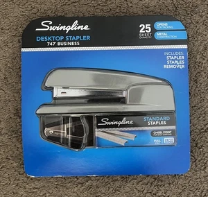 Swingline 747 Cucitrice da scrivania aziendale + 5000 graffette + rimozione graffette GRIGIO NUOVO - Foto 1 di 2