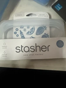2 SACCHETTI RIUTILIZZABILI SENZA PLASTICA FORMATO SNACK STASHER 355 ML. 12 FL. OZ. - Foto 1 di 1