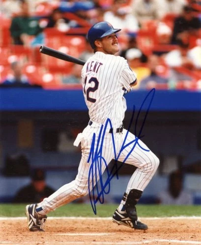 JEFF KENT NEW YORK METS SIGNED 8X10 PHOTO W/COA - Image 1 of 1