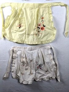 Lote de 2 delantales bordados para mujer - Imagen 1 de 17