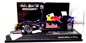 MINICHAMPS  1:43  S. VETTEL  RED BULL RACING RENAULT RB5  WINNER CINESE GP. 2009 - Bild 1 von 4