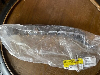 Nuevo parachoques trasero Chevrolet Camaro 2016-2023 guía de retención conductor derecho OEM 84603116 Foto 1 de 3