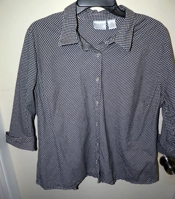 Sonoma Mujer Talla Grande 2X Manga 3/4 Elástico Botón Delantero Camisa Usada en Excelente Condición Cuadros Foto 1 de 4