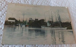 Antigua postal litográfica cromada Oswego NY/O & W. y N.Y.C. Caballete de carbón - Imagen 1 de 5