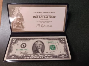 AUTHENTIC UNCIRCULATED 2003 $2 Bill - Picture 1 of 3