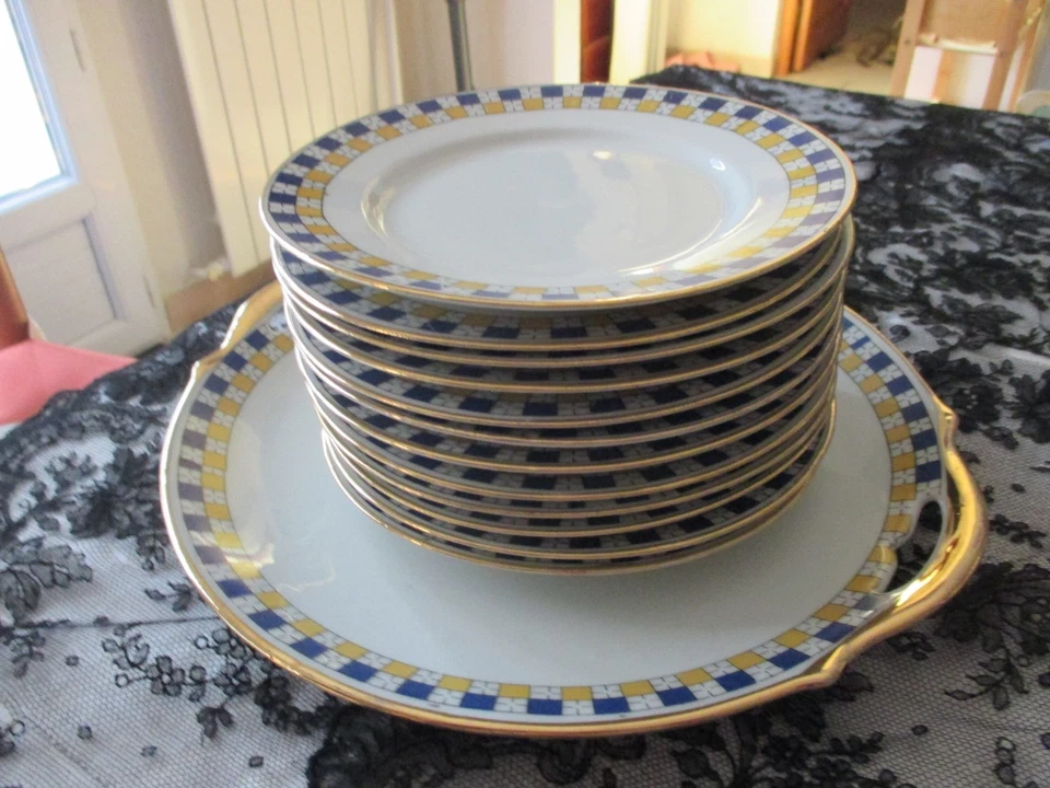 service à dessert porcelaine de VIERZON - Photo 1/4