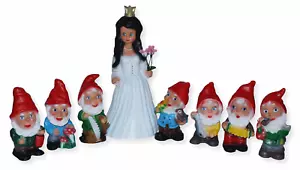 Deko Figur Schneewittchen H 40 cm und 7 Zwerge H 19-20 cm Gartenfiguren als Satz - Bild 1 von 9