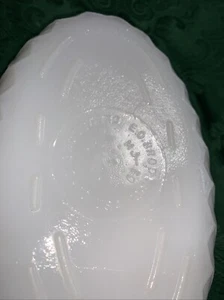 Vintage Milk Glass E.O. Brody Co. "Quilted Diamond" Design Dish MJ-50 Casserole - Picture 1 of 4