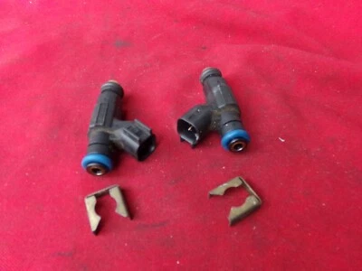 VICTORY VEGAS V92 FUEL INJECTORS (2) 2003 13K OEM NICE - Image 1 of 2