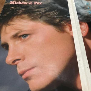 Brooke Shields, Michael J Fox [pin-up] ver descripción BKHYSR8706 - Imagen 1 de 4