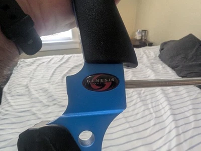 Genesis Original Bow youth  competition  - Image 1 of 4