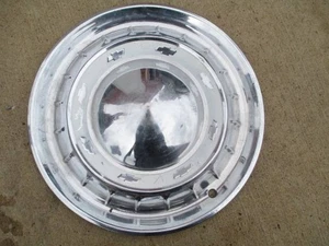 15 " INCH WHEEL COVER USED S CHEVY GMC - Picture 1 of 1
