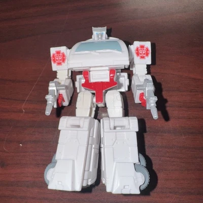 Transformers Studio Series 86 Ratchet complete Hasbro SS Core Class - Image 1 of 4