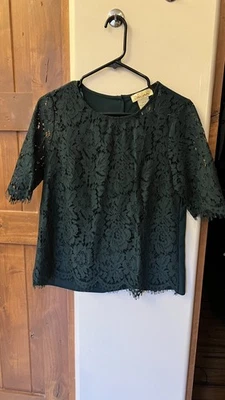 蕾丝衬衫猎人绿色女式短袖浪漫圣诞 Coquette 办公室 — 第 1/4 张图片