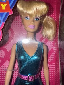 New Disney Pixar Toy Story 3 Great Shape Barbie Doll 2009 - Picture 1 of 6