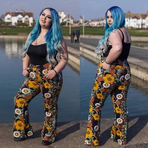 RUN AND FLY 70's Black Floral High Waisted Bell Bottom Flares Jeans/Trousers - Picture 1 of 6