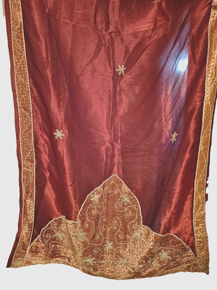 ANTQ. BOHO EXOTIC RED SILK & GOLD VELVET Indian STARS &BUTA DRAPERY 43  x 100 - Image 1 of 4