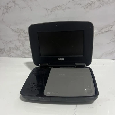 RCA Portable DVD Player DRC99371EB - Works - No Cords - Image 1 of 4