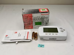 Honeywell TH6320R1004 programmierbarer Funk FocusPro Thermostat weiß - Bild 1 von 8