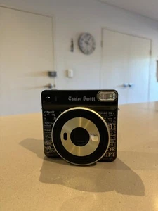 Cámara Fujifilm Instax Square SQ 6 Taylor Swift Edition casi nueva genuina rara - Imagen 1 de 2